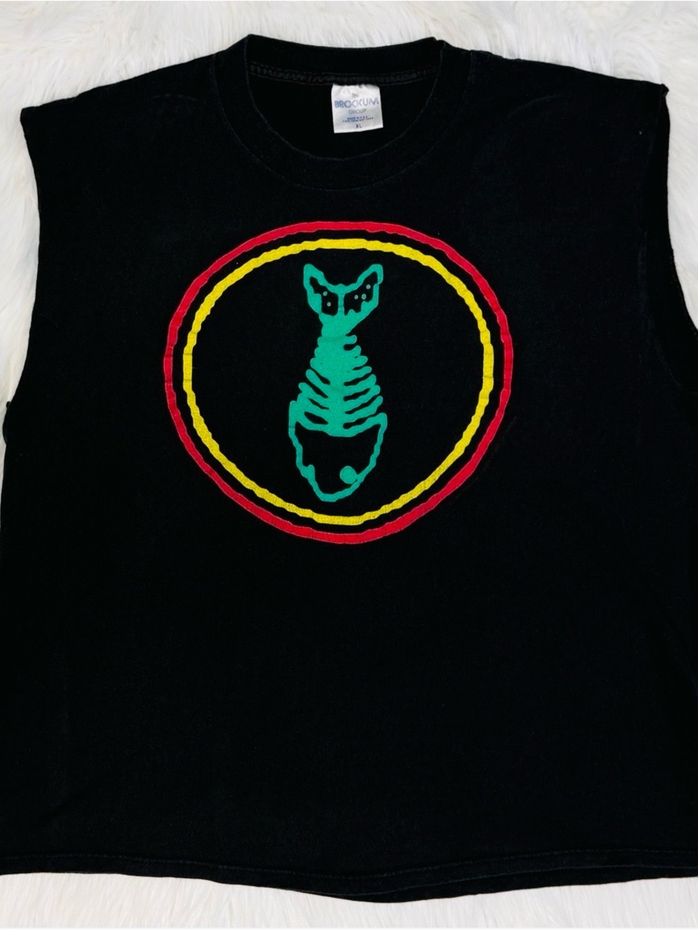 Vintage 90s FISHBONE sleeveless Concert / Tour T-Shirt - Brockum - XL
